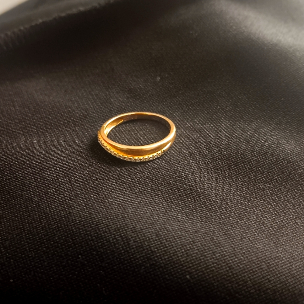 Vintage 18kt Gold Ring Enzo 10ct Diamond Accents